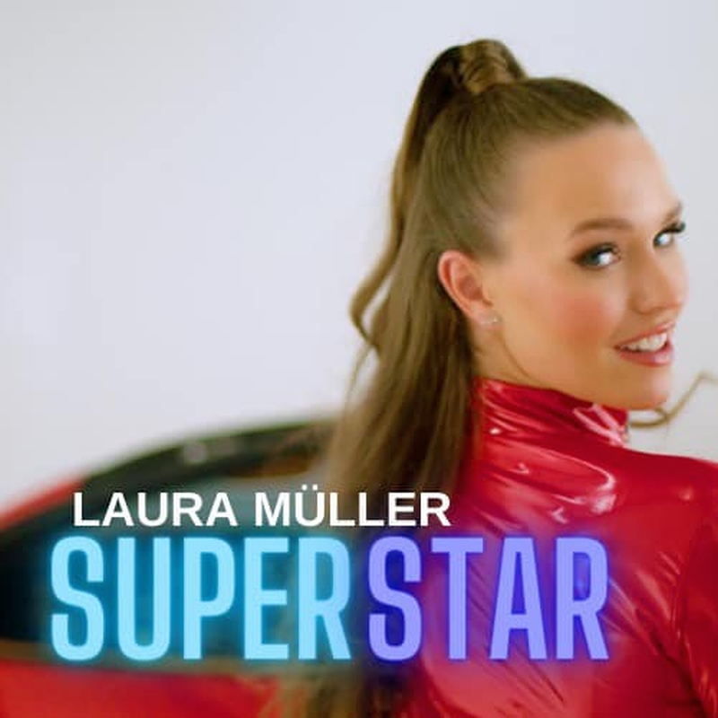 Laura Müller - Superstar