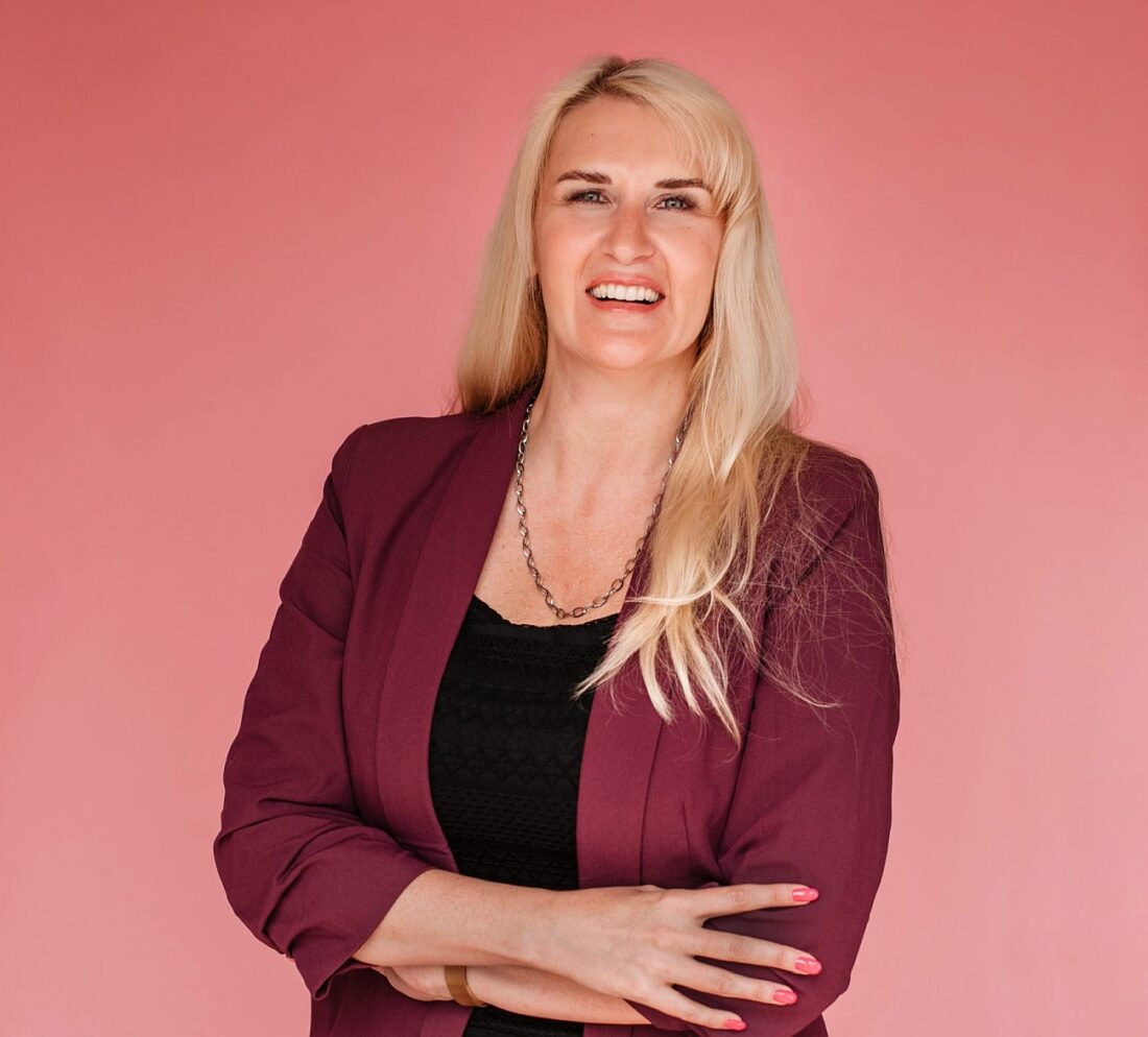 Anika Reichel moderiert künftig täglich bei Antenne Schlager
